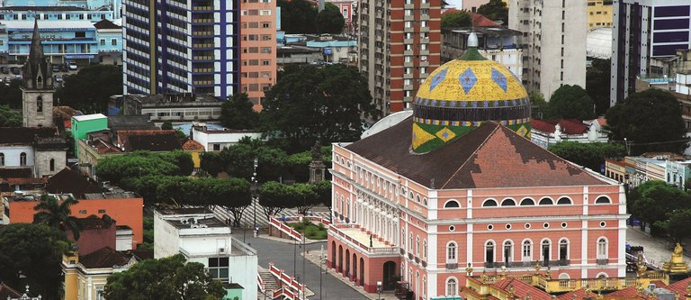 Para o Teatro Amazonas serão destinados R$ 750 mil para contratação do projeto de restauração da cobertura e cúpula e outros itens. Foto: Acervo Iphan