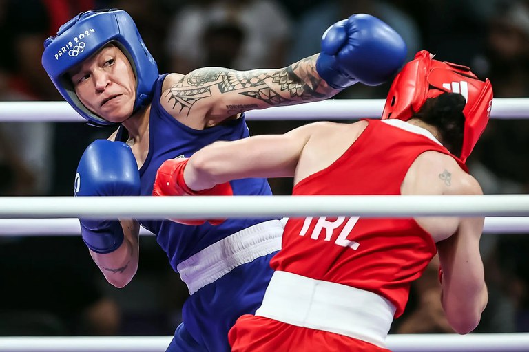 Beatriz afirmou que a carreira continua e que tem planos para o boxe profissional. Foto:Gaspar Nóbrega/COB