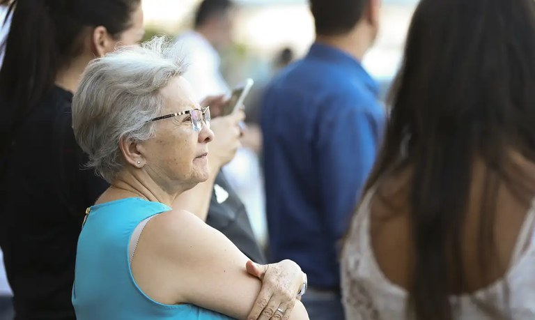 Foto: Marcelo Camargo / Agência Brasil.Entre os homens, indicador subiu de 67,3 anos para 73,1 anos e, entre as mulheres, de 75,1 anos para 79,7 anos 