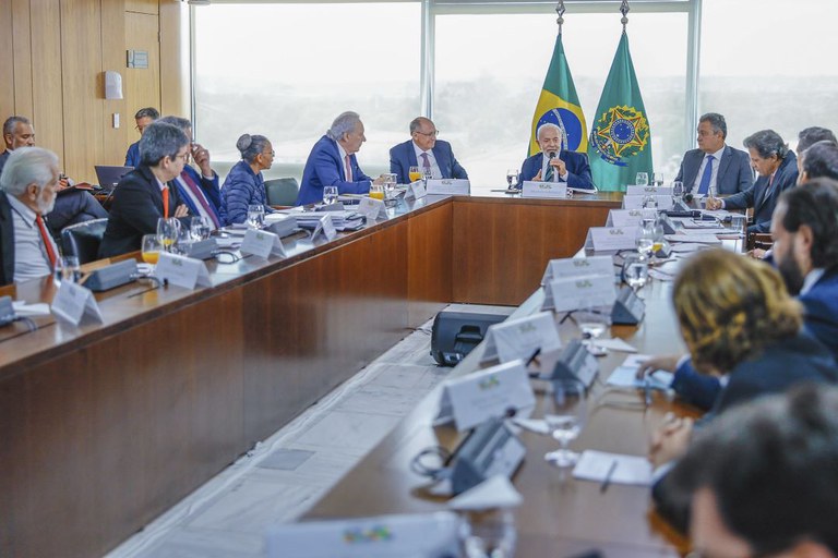  Presidente Lula durante reunião do Governo Federal para discutir medidas em relação à grave emergência climática, no Palácio do Planalto .Foto: Ricardo Stuckert/PR. 