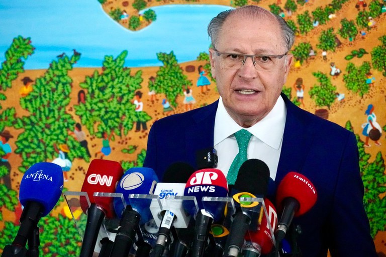 Alckmin em coletiva no Palácio