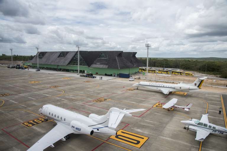  Programa AmpliAR vai permitir que concessionárias assumam a gestão de aeroportos regionais por meio de leilões simplificados. Foto: Marcos Studart/Secretaria de Turismo do Ceará