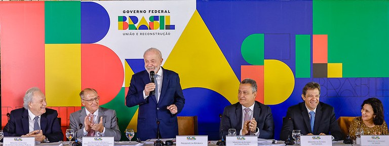 Lula, em reunião ministerial: presidente está com saúde plena, atestam médicos. Foto: Ricardo Stuckert/PR