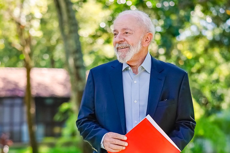 Lula concede entrevista às rádios Metrópole e Sociedade, da Bahia. Foto: Ricardo Stuckert