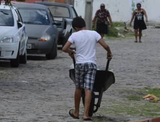 Estudo aponta redução de 14,6% no trabalho infantil no Brasil em 2023