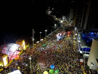 Turistas passam a prolongar estadia na Bahia após carnaval