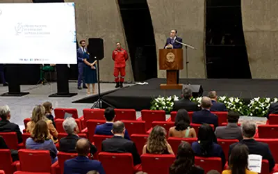 Tribunais reafirmam defesa da democracia e da liberdade de expressão na entrega do I Prêmio Nacional de Jornalismo do Judiciário