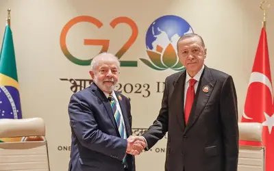 Lula conversa com presidente da Turquia e recebe solidariedade pela crise no Rio Grande do Sul