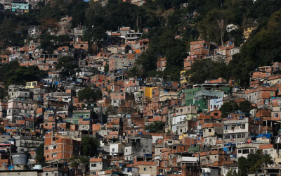 Quase 16,4 milhões de pessoas moram em favelas no Brasil, revela Censo