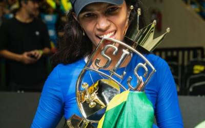 Rayssa Leal vence no fim e se torna tricampeã mundial de skate street