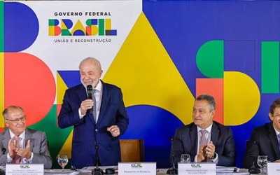 Médicos liberam presidente Lula para viagens e atividades esportivas