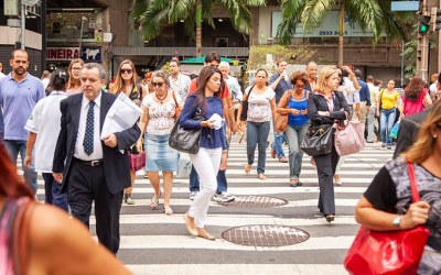 Taxa de desemprego fica em 6,2% em dezembro e média do ano é de 6,6%, menor índice da história