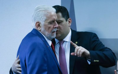 Pedra no sapato de Lula? O que representam as eleições de Alcolumbre e Hugo Motta?