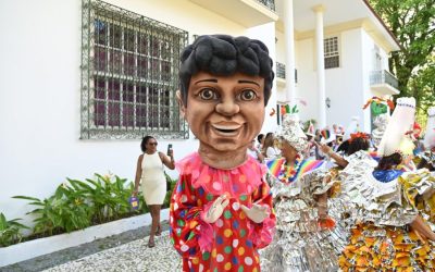 Baile da Eterna Juventude resgata a tradição dos antigos carnavais no Museu de Arte da Bahia