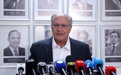 Alckmin anuncia R$ 3 bi para segunda fase do programa de modernização do parque fabril